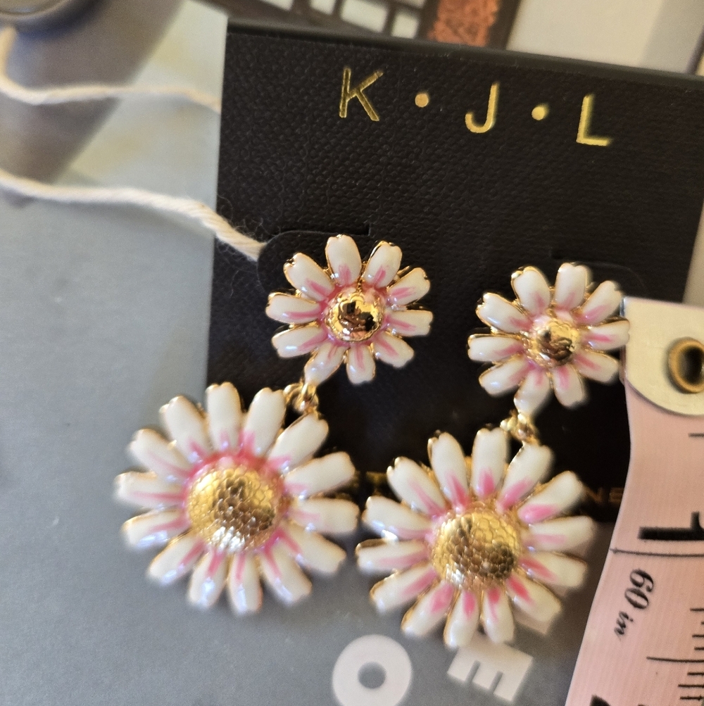 K.J.L White and Pink Daisy Earrings